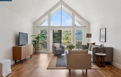124 Ascot Ct, Moraga, CA 94556