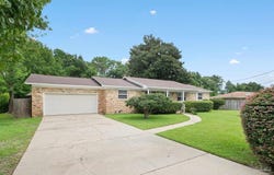6269 Confederate Dr, Pensacola, FL 32503