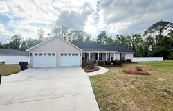327 Edgewood Cir, Douglas, GA 31533