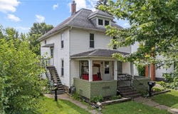 415 N Columbus Street, Crestline, OH 44827