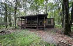 30 BLUE SKY PATH, GOULDSBORO, PA 18424