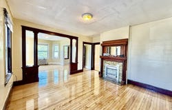 2 Shirley St, Worcester, MA 01610