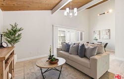 1328 W 8th St, Upland, CA 91786