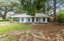 1580 Anse Broussard Highway, Breaux Bridge, LA 70517