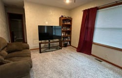 112 W Young Dr, Fairfield, IL 62837