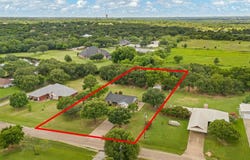 232 Bluebonnet Drive, Burleson, TX 76028