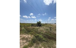 1993 FM 2761, Cat Spring, TX 78933