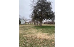 Xxx Main St, Belle Plaine, MN 56011
