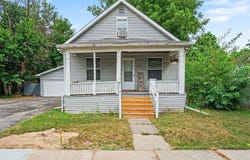 2018 North Woodbridge Street, Saginaw, MI 48602