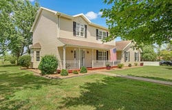 1009 Raymond Drive, Red Bud, IL 62278