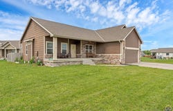 9911 Lavendar Ln, Manhattan, KS 66502