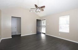 2887 LETREC Cv, Memphis, TN 38127