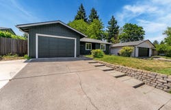 1486 La Mesa Street, Medford, OR 97504