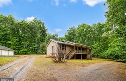 28494 CONSTITUTION Highway, RHOADESVILLE, VA 22542