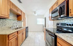 25 E CHESLEY AVENUE, EUSTIS, FL 32726