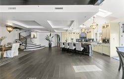 300 N Prospect Avenue, Redondo Beach, CA 90277