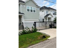 907 East 37th Street, Houston, TX 77022
