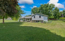 N4029 Vista Rd, Sullivan, WI 53178