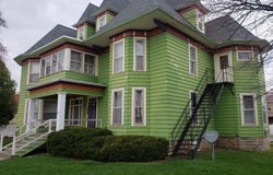 360 1ST Street, MENASHA, WI 54952