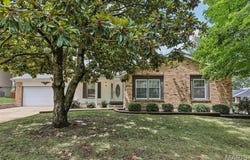 15647 Cedarmill Drive, Chesterfield, MO 63017