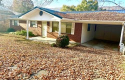 6361 Dr Thomas Walker Road, Rose Hill, VA 24281