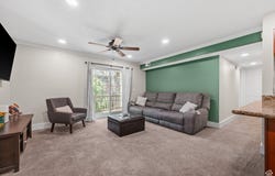 2095 S MAIN E, Bountiful, UT 84010