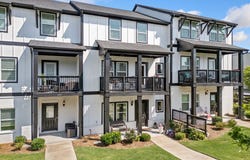 505 Hampton, Woodstock, GA 30188