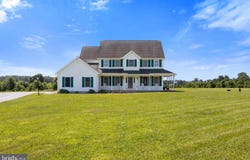 90 HUMMINGBIRD LANE, LITTLESTOWN, PA 17340