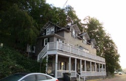 240 Jefferson St, Nelsonville, OH 45764
