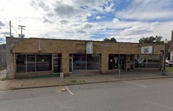 10 S 5th St, Martins Ferry, OH 43935