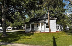 800 DIVISION Street, Carterville, IL 62918