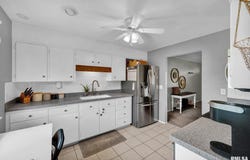 129 NORTHSHORE Drive, Morton, IL 61550