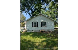 357 S Second Street, St Pauls, NC 28384