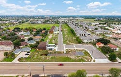 1216 E Santa Rosa Street, Edinburg, TX 78542