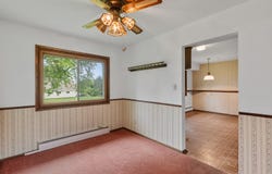 1050 Scenic Rd, Hubertus, WI 53033