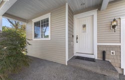 20398 NE MACKENZIE Ln, Fairview, OR 97024