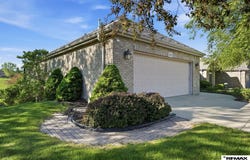 2321 Stone Creek Loop S, Lincoln, NE 68512