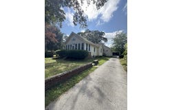 921 Oak Grove Ave, Linwood, NJ 08221