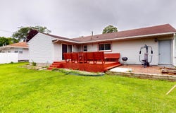 1121 SPOONER ST, Storm Lake, IA 50588