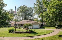 25171 Doe Drive, North Olmsted, OH 44070