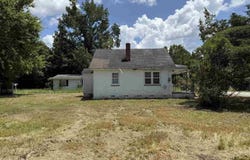 306 Cypress Street, Dillon, SC 29536
