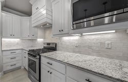 8 Osborne  LN, Bella Vista, AR 72715