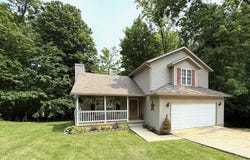 577 Briarwood Ln., Bedford, IN 47421