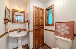 21701 Lavender Road, Barnett, MO 65011
