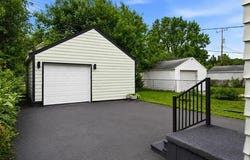 1512 E Maxlow Avenue, Hazel Park, MI 48030