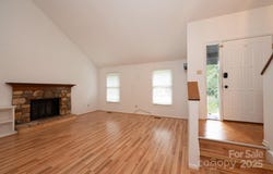 3221 5th Street Court NW, Hickory, NC 28601