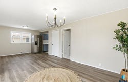418 N Cliff Ave, Sioux Falls, SD 57103