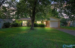3906 Fair Oak Lane SW, Huntsville, AL 35805