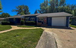 1280 McDonald Dr, Huron, SD 57350