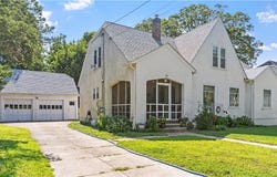 75 Read Avenue, Lincoln, RI 02865